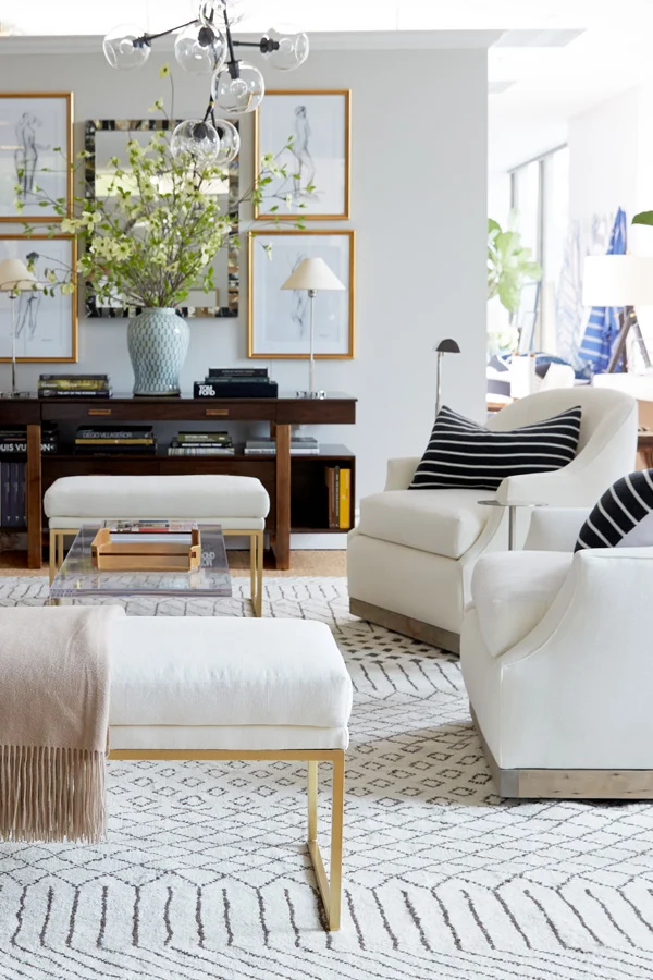 2019 home decor design trend, swivel armchair, 1970's lounge furniture