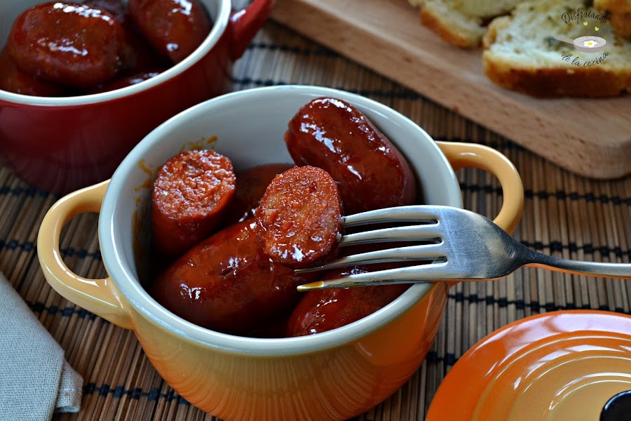 Chorizos o choricitos a la sidra