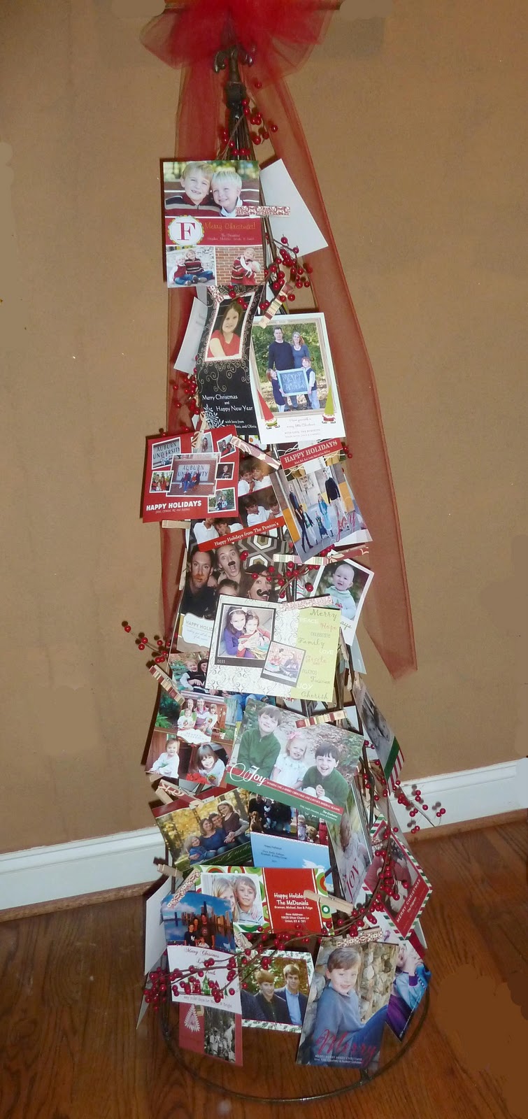 Room Mom Extraordinaire: Christmas Card Holder