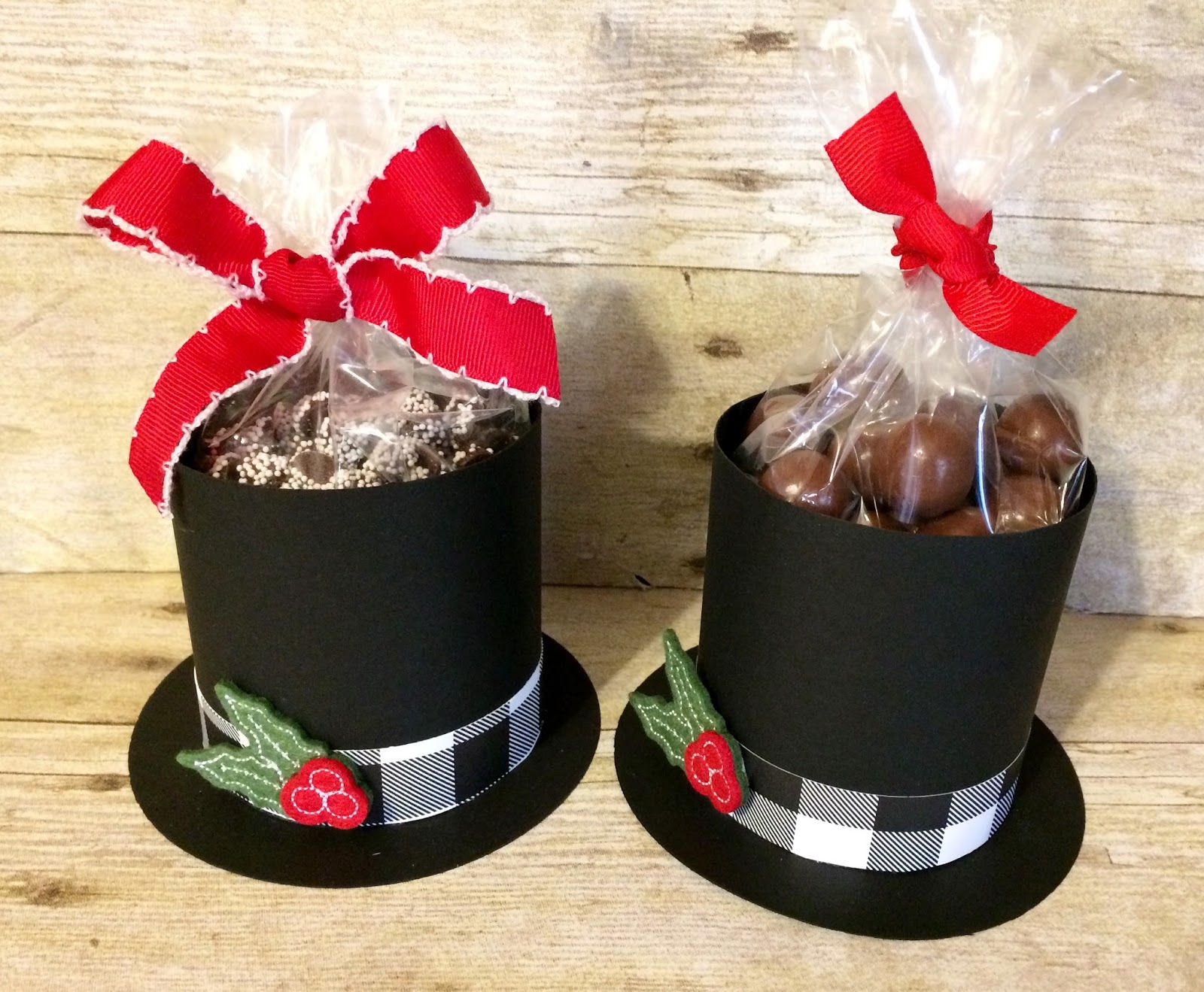 Kards by Kadie Day 1/32 of Christmas Extravaganza Top Hat Dollar