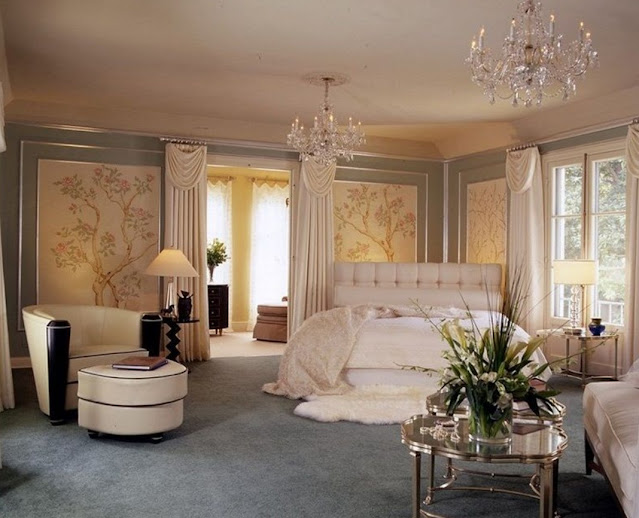 Hollywood Glamour bedroom decor