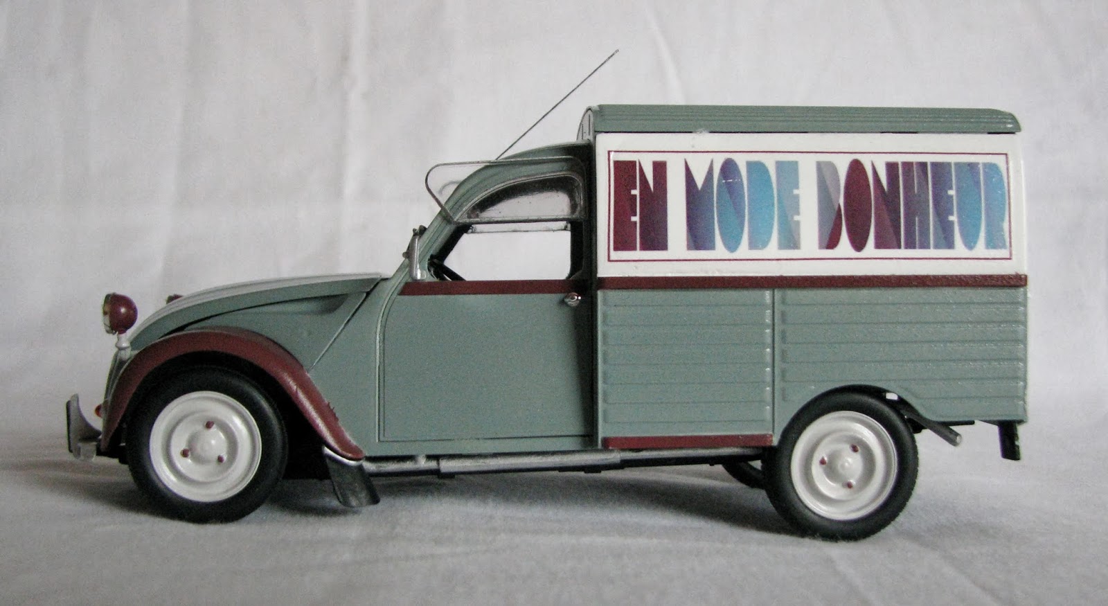 La Saga De M.tete En L'air En Modèle Réduit: La Saga CITROËN de E.M.R.