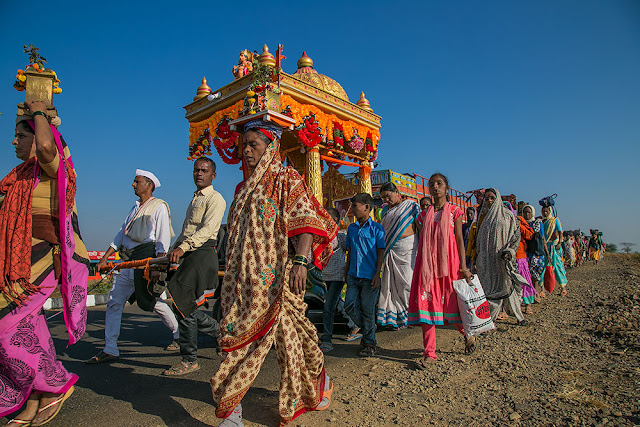 Alandi Yatra - a pilgrimage to pay homage to Sant Gyaneshwar alandi yatra Sant Gyaneshwar pune varrais
