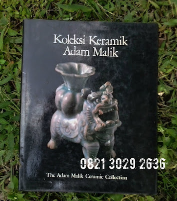 Keramik Koleksi Adam Malik 