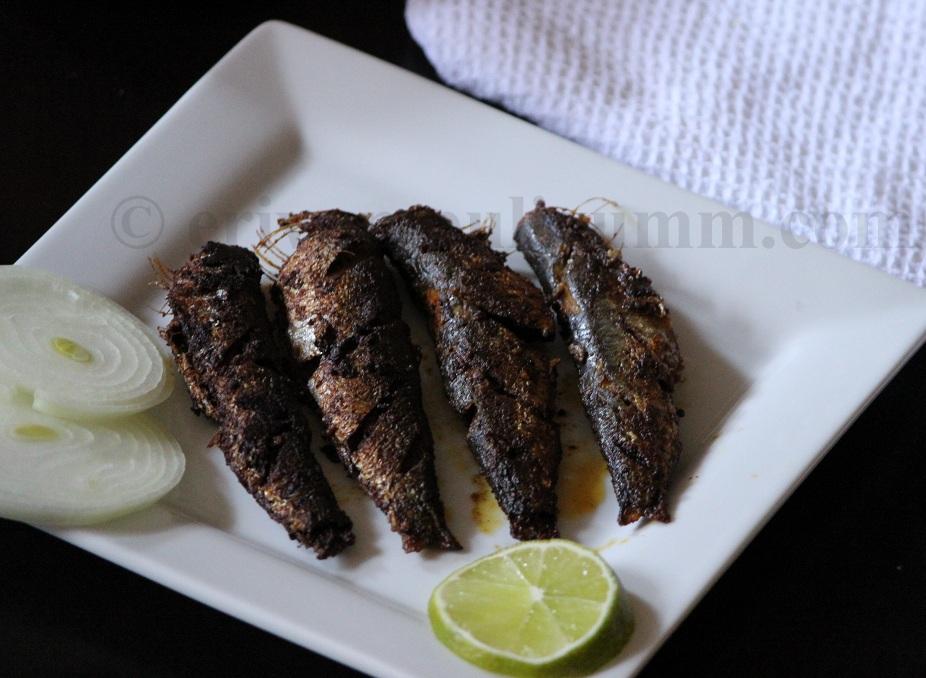 Erivum Puliyum: Sardine Fry / Mathi (Chala) Varuthathu