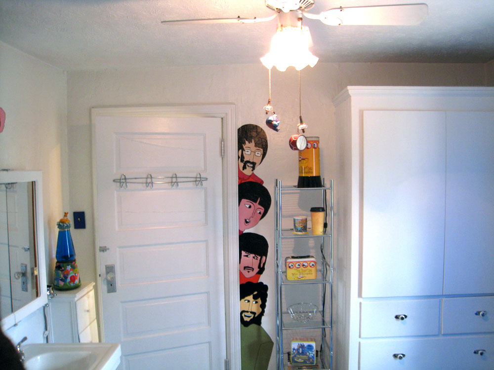 Ginger S Junket Yellow Submarine Bathroom Ginger S Junket Yellow Submarine Bathroom