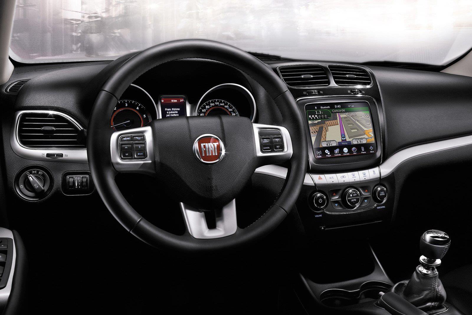 Fiat freemont салон