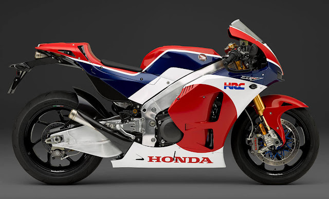 Honda RC213V-S versi jalan raya ini resmi dirilis . . motor "kloningan" dari MotoGP yang berharga miliaran rupiah !