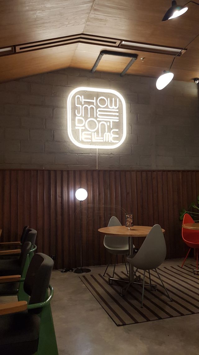 traveling.. food for my soul jakarta sevenfriday, joe & dough, toby