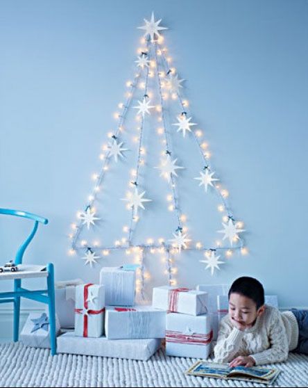 Guirnalda de luces en forma de árbol