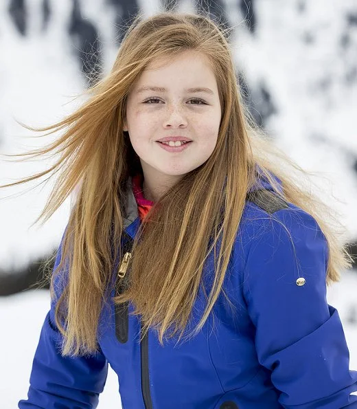 King Willem, Queen Maxima, Crown Princess Catharina-Amalia, Princess Alexia and Princess Ariane on holiday at Arlberg Ski center in Lech