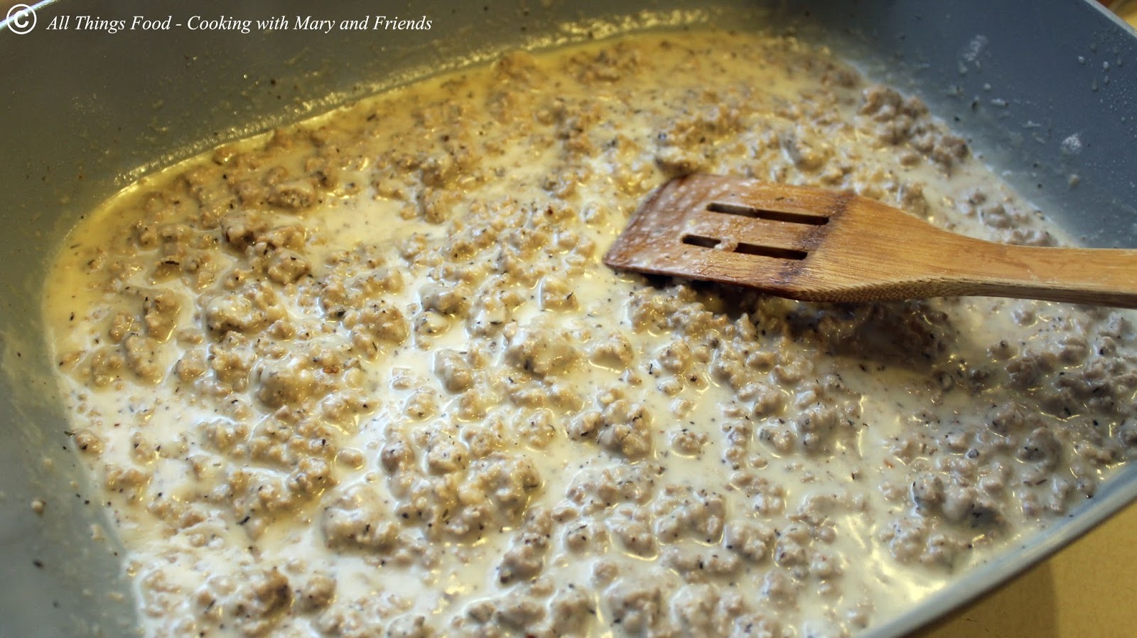 Cooking With Mary and Friends: Homemade Sausage Gravy