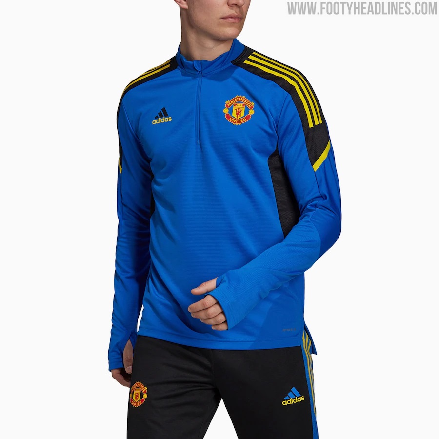 Man united blue tracksuit Clearance
