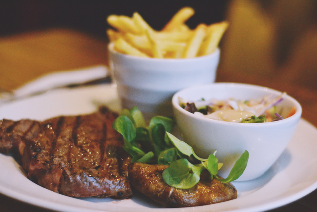 Becky Bedbug: Review // Rusty Cutter Beefeater