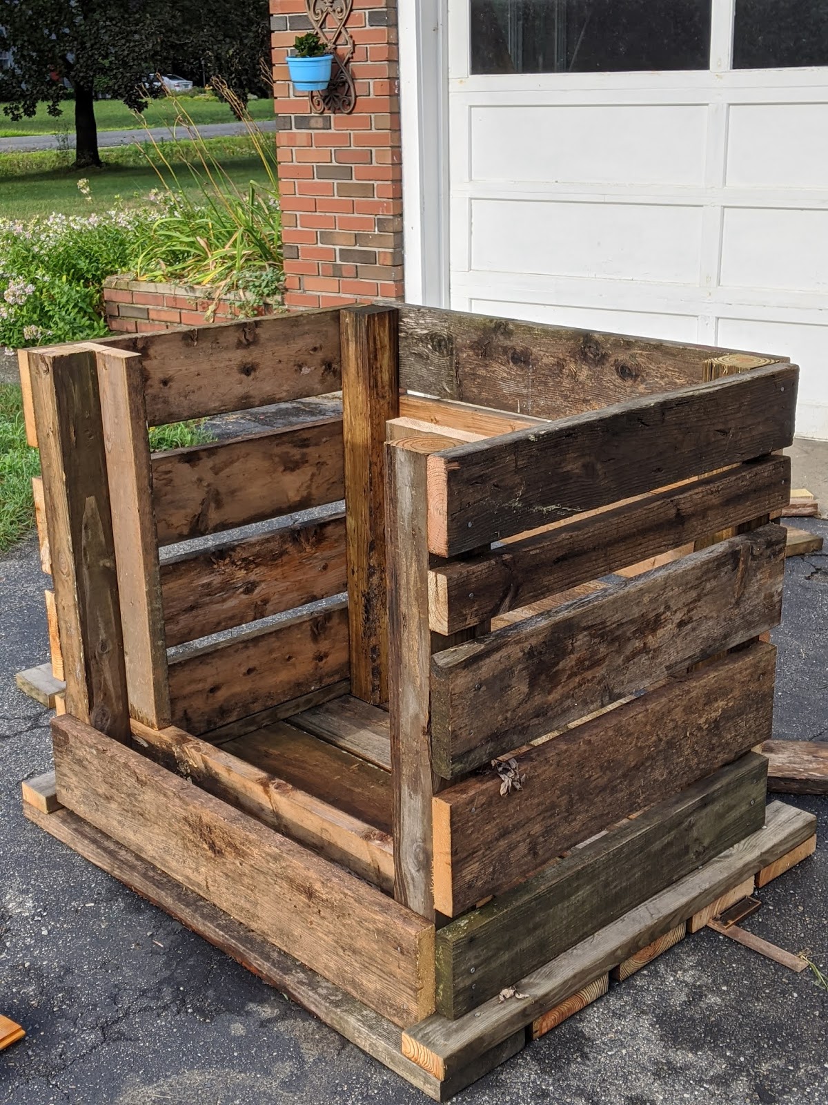 Vernon VT Nature Finds Of Compost and Skunks