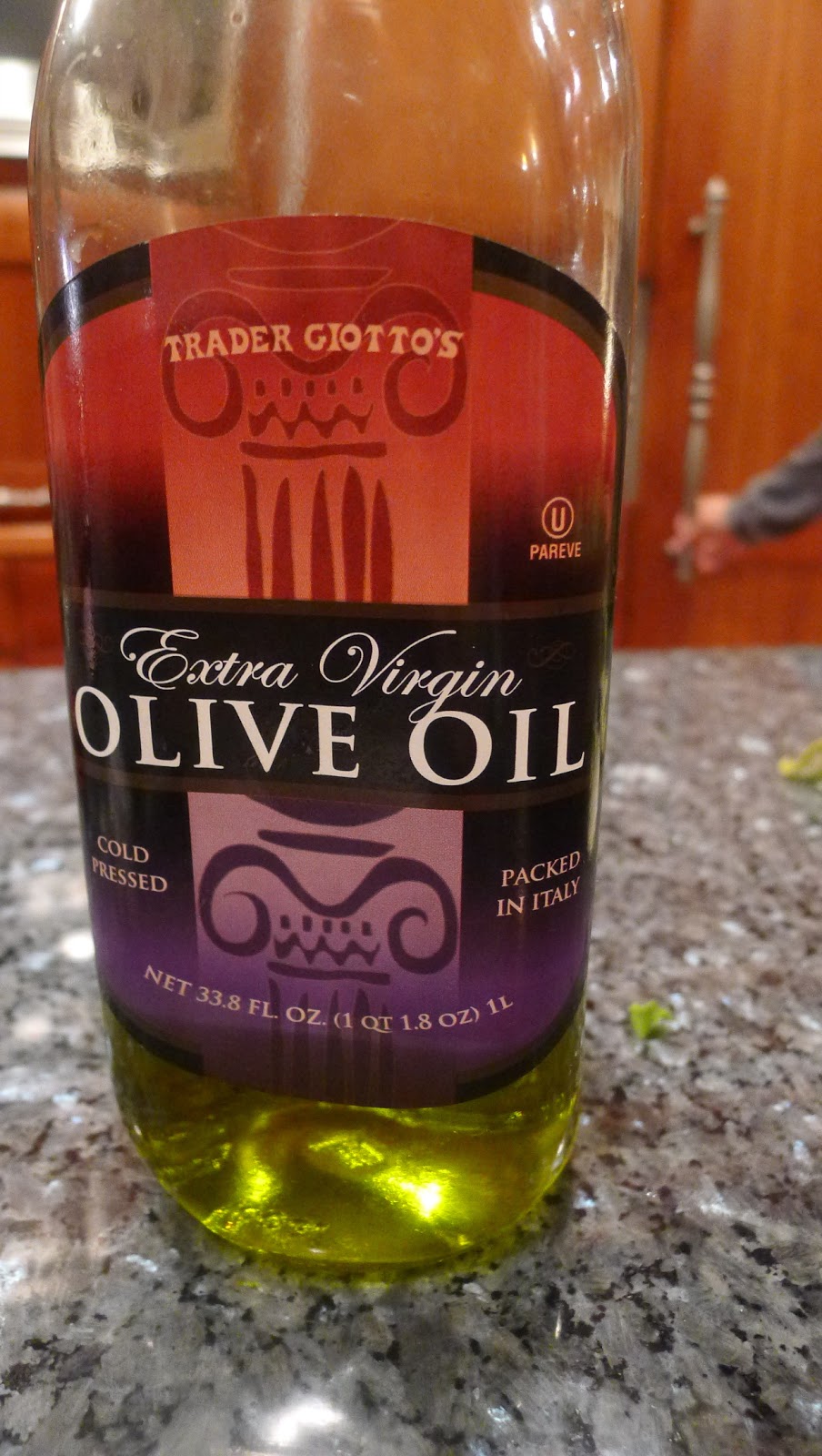 newFOOD tuesdayz Classic Steak Salad with Red Wine Vinaigrette