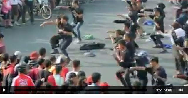 Flash Mob Silat Indonesia di CFD Bundaran HI