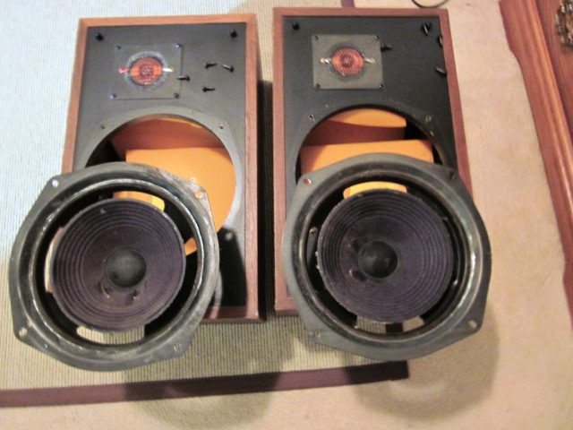 advent 1 speakers