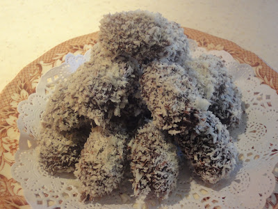 JUICY CAFE: SNOW ALMOND