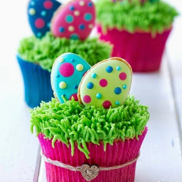 Decorate the house for Easter