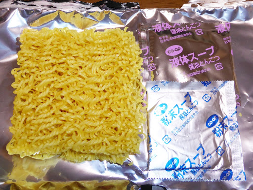 【coop・コープ】（ユタカフーズ株式会社）味一番 拉麺（らーめん）醤油とんこつ味