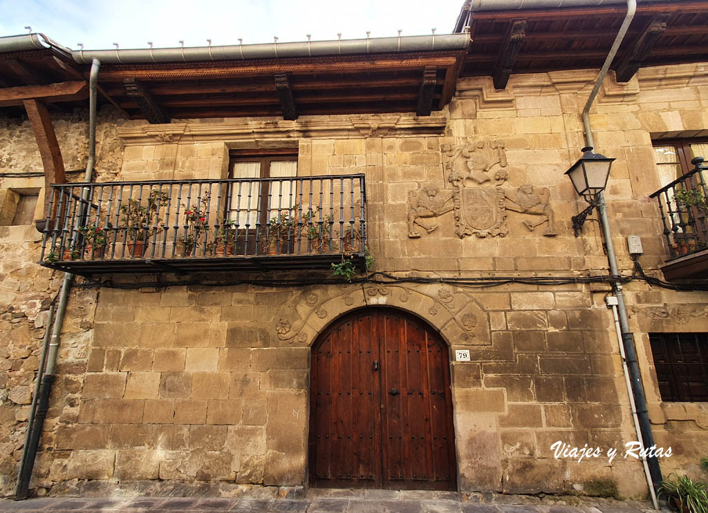 Qué ver en Cartes: casa de los Quijano y Mier