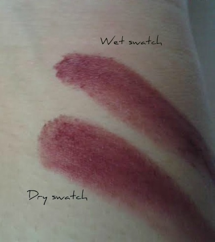 Coloressence Pearl Finish Eye Shades in Scarlet Red Review, Pictures and Swatches