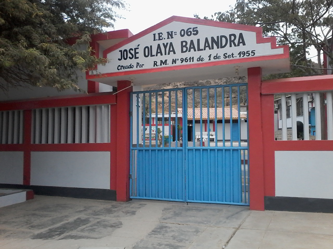 Escuela 065 JOSE OLAYA BALANDRA Cancas en Canoas de Punta Sal Escuela 065 JOSE OLAYA BALANDRA Cancas en Canoas de Punta Sal