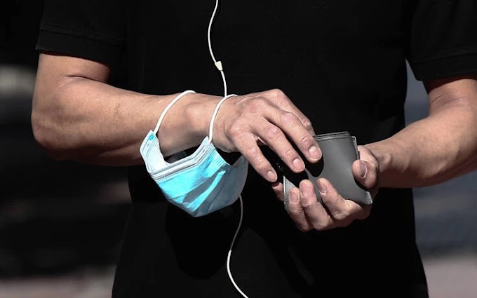 Αρνήθηκαν να βάλουν μάσκα σε δημόσια υπηρεσία και τους συνέλαβαν