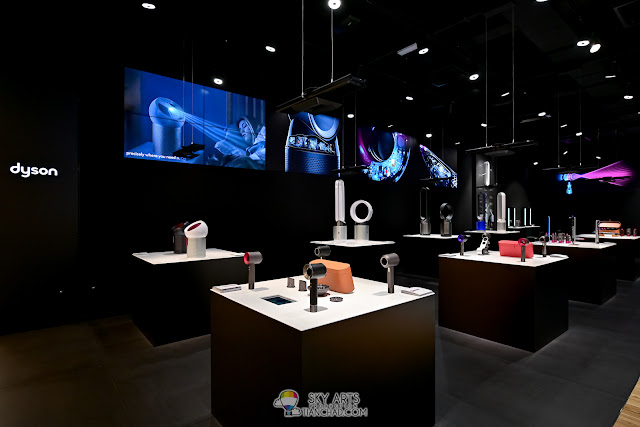 Dyson Demo Store in Johor Bahru - Mid Valley Southkey Malaysia - Interior Shot by TianChad