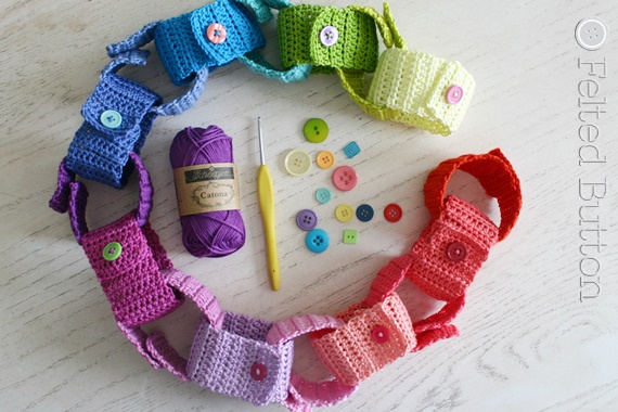 Scheepjes Catona "Paper" Chain (free crochet pattern) by Felted Button
