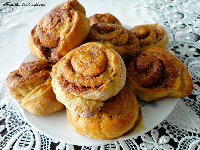 Cinnamon rolls