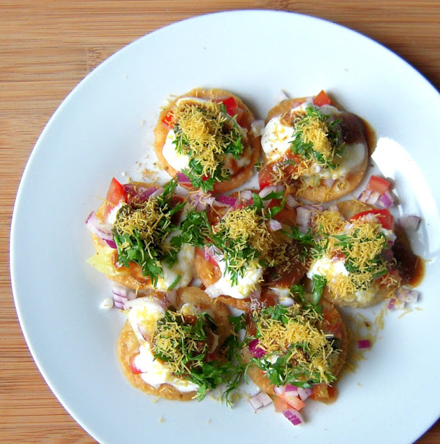Jyoti's Pages Papdi Chaat Recipe How to make Papdi Chaat at home