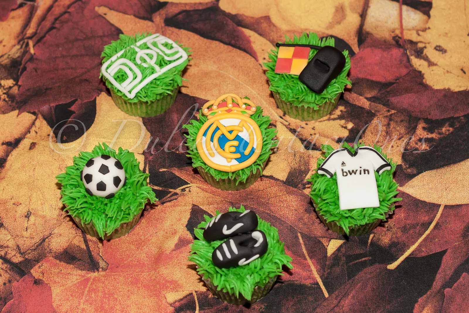 Valiente menta País Sugar Cakes: Cupcakes Real Madrid!!