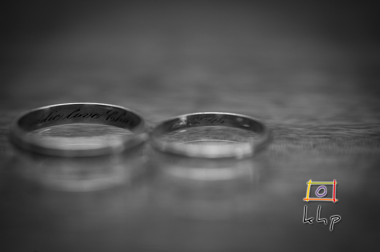 The lasting love herited from the grandparents of the bride in the form of rings