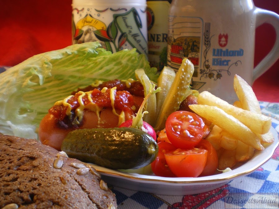 Currywurst {Salchichas con salsa de tomate al curry}