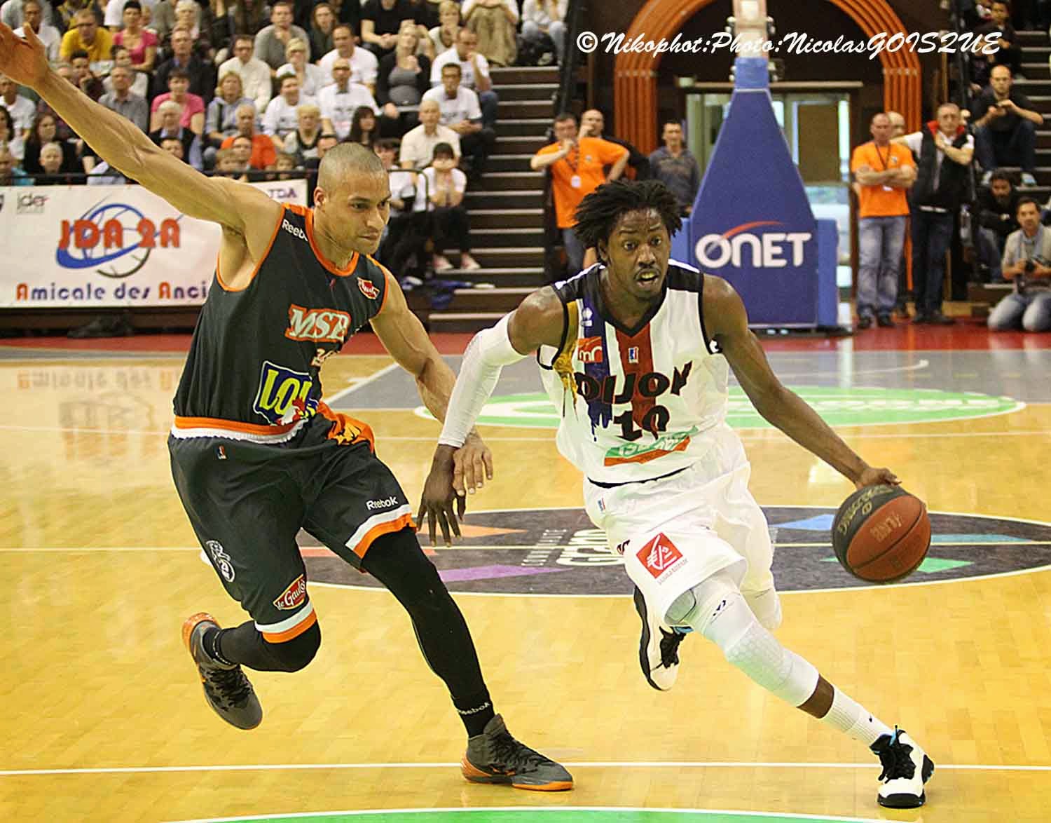 NikoPhot: Basket: Un Mykal Riley hors norme propulse la JDA en demi-finale.