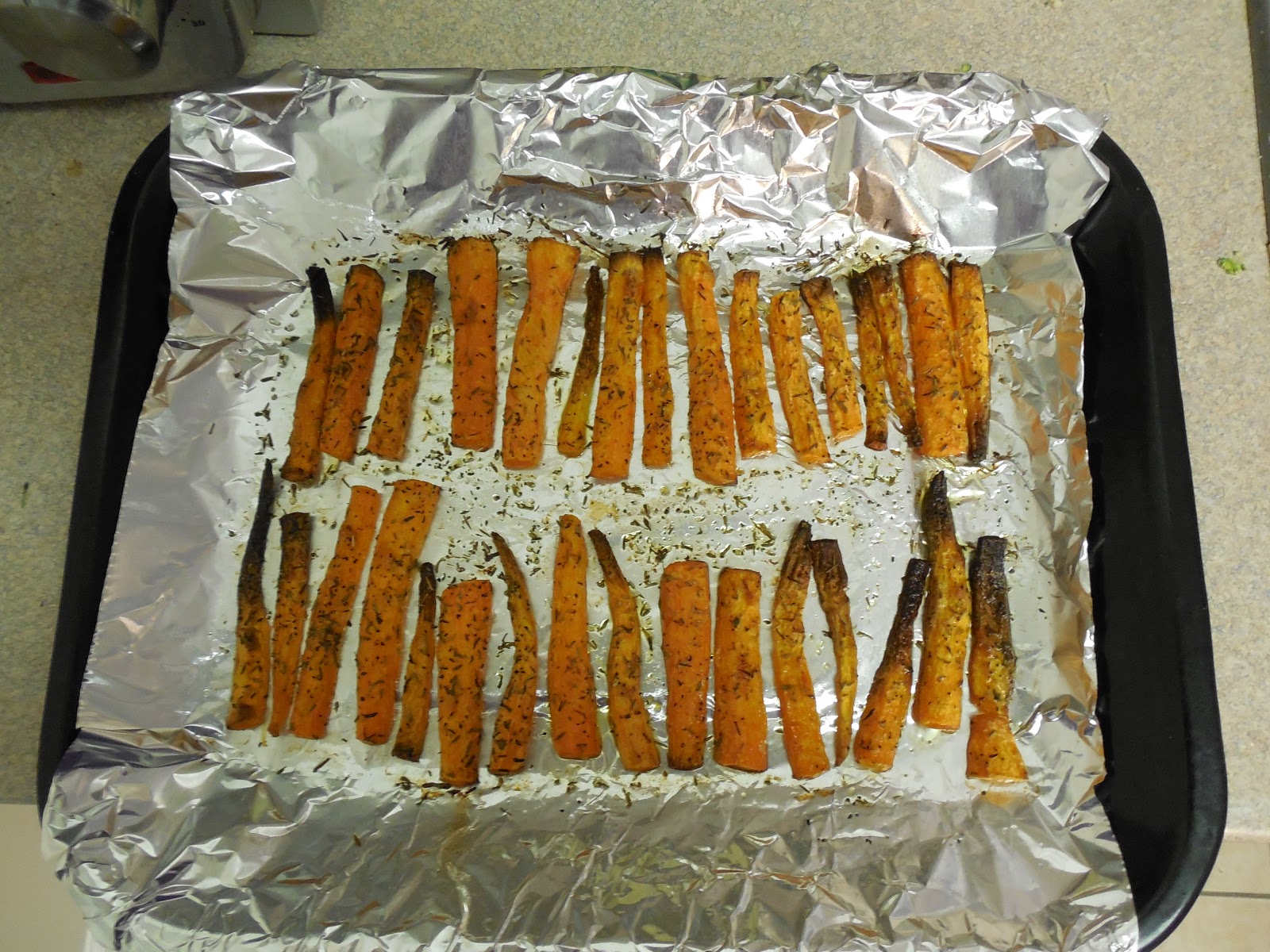 What's New in the 412 Pin Testing Pioneer Woman's Roasted Carrots (plus Poppy Seed Chicken