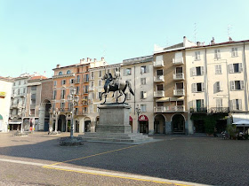 Piazza Mazzini in Casale Monferrato, which is named after the revolutionary hero Giuseppe Mazzini