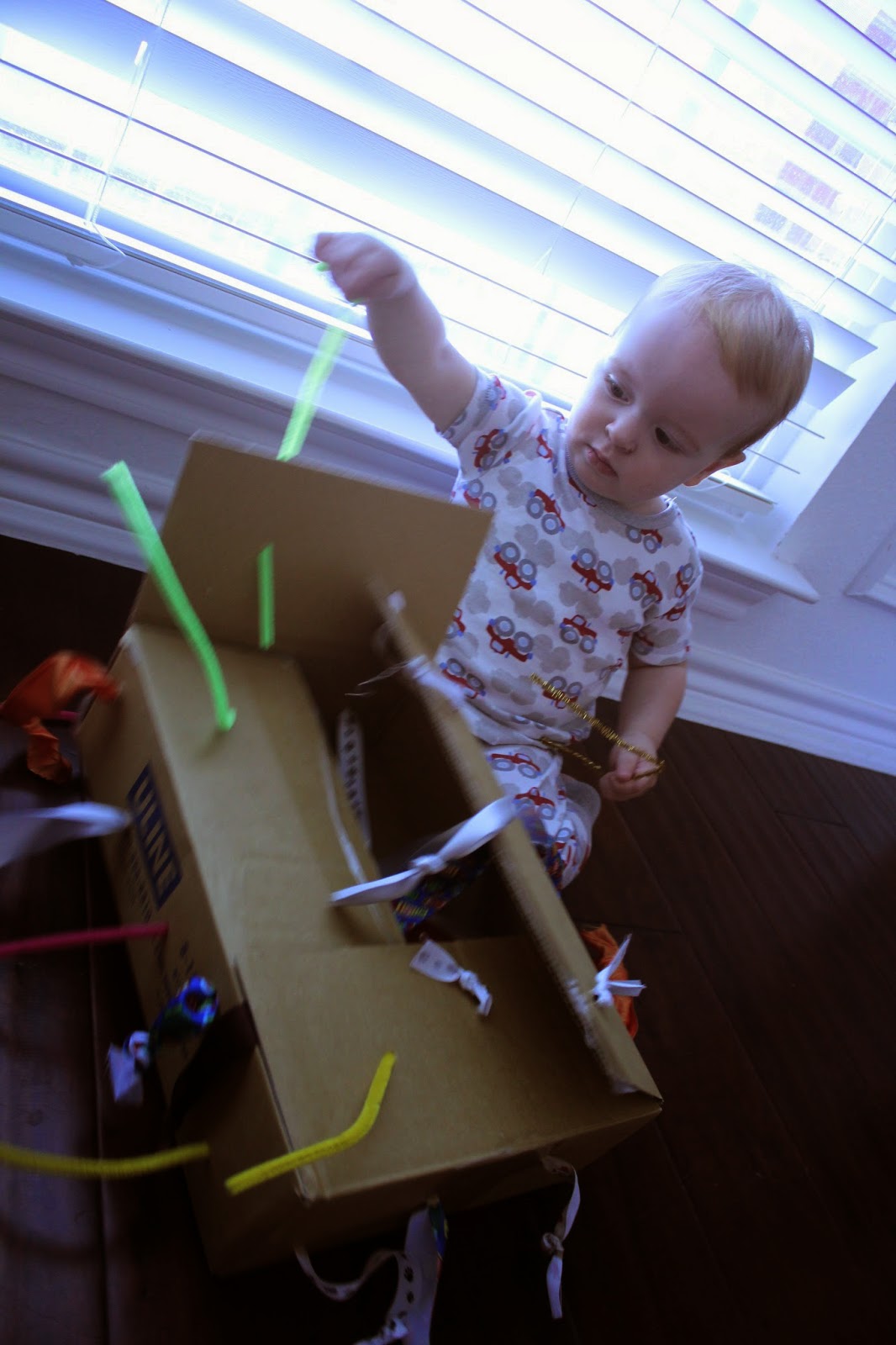 My Crazy Life: Toddler Tugging Box