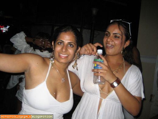 Desi College Girls In Hostel Party Pictures Hot College Girls