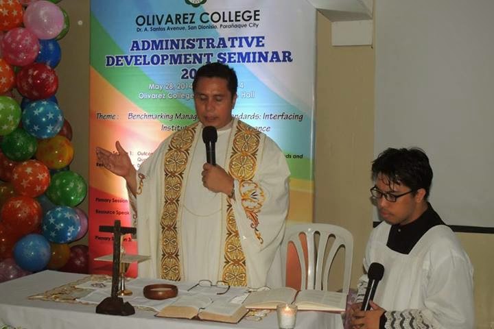 The Pinoy Catholic: Commentator? Lector? Concelebrant?