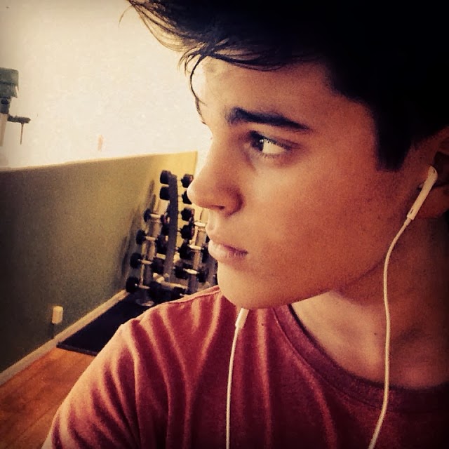 eurovision addict oscar zia an open fun easy going artist eurovision addict oscar zia an open fun easy going artist