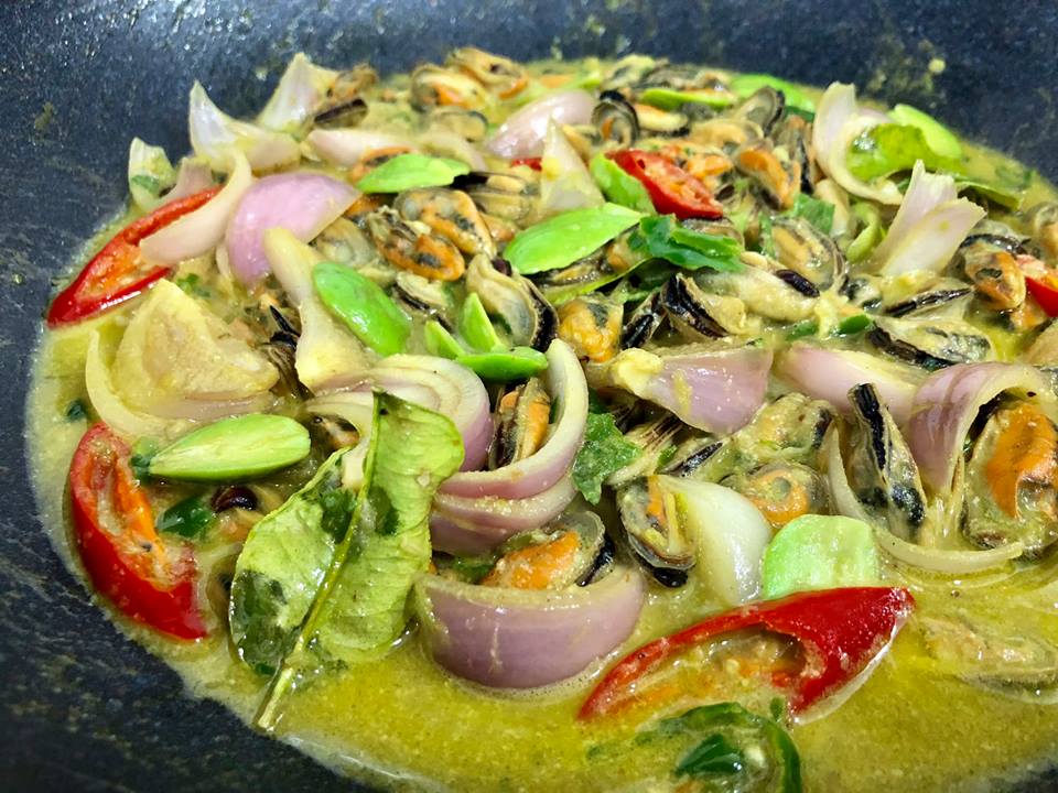 Kupang Masak Lemak Petai Aku Sis Lin