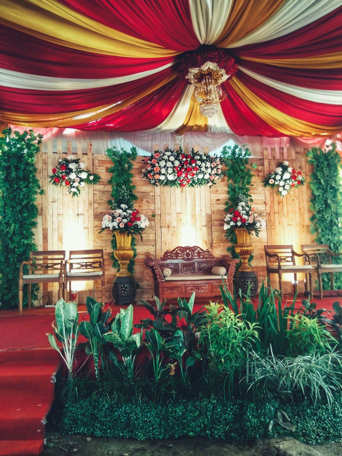 Citra Ayu Wedding  Paket Dekorasi  Pelaminan Rustic Murah 