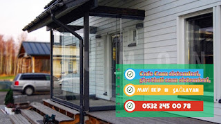 Cafe Cam sistemleri, giyotinli cam sistemleri, Cam ile kapama. MAVİ CAM 0532 245 00 78  Cam ile Kapatma, Cam Kapatma Uygulayıcısı, Mavi Cam, 0532 245 00 78  Kış bahçesi, Kısaca; Cam vb. örtü ile çevrelenmiş içinde oturulabilir bahçe. Çevresi camlarla çevrili küçük cam evler görünümündeki kış bahçeleri, evlerde dört mevsim sıcak ve aydınlık bir bahçe keyfi yaşatır.