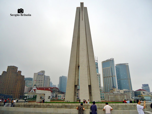 Shanghai People's Heros Memorial Tower - Monument to the People's Heroes