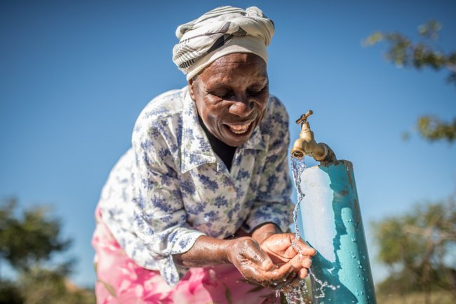Solar Powered Irrigation Schemes Transform Lives In Zimbabwe's Dry Region!