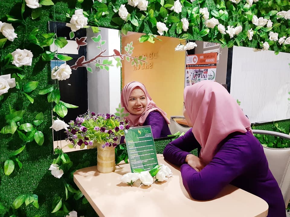 tips cara cantik dan segar di de green salon and spa khusus wanita facial body treatment creambath nurul sufitri travel blogger lifestyle review health