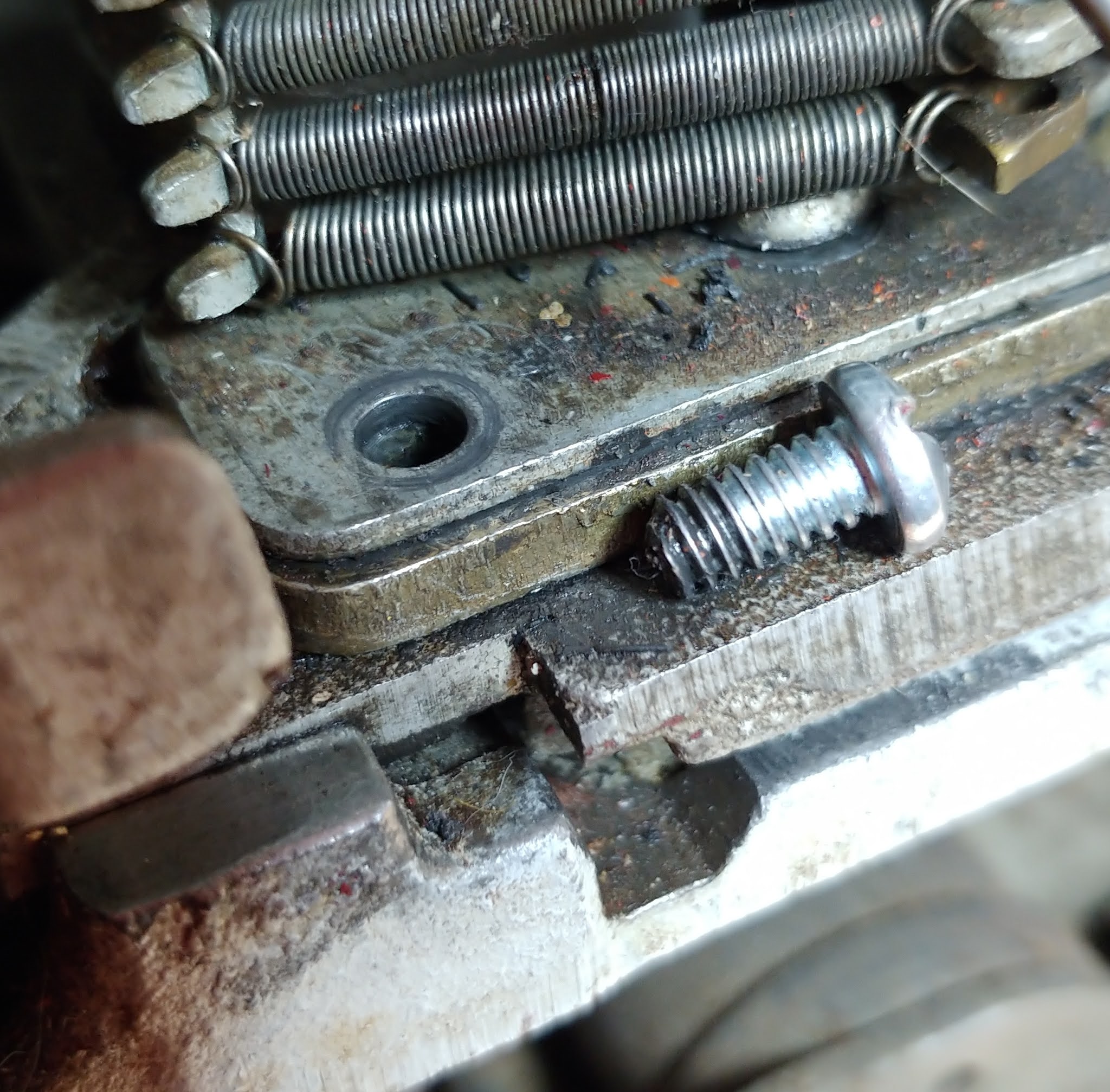 so I bought a pinball machine working on the Mills Hightop slot machine